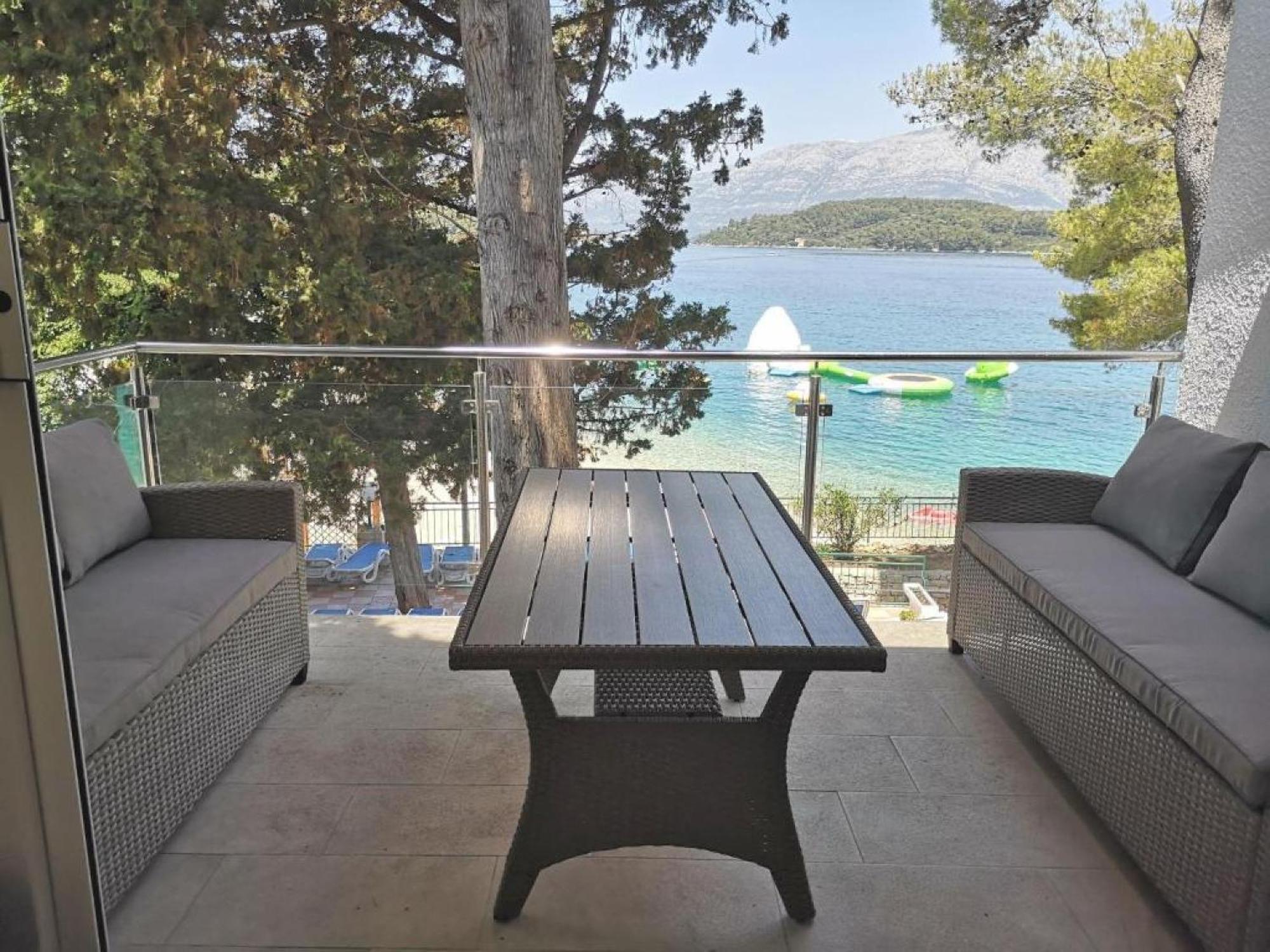 Lumbarda Resort Apartments Exterior photo