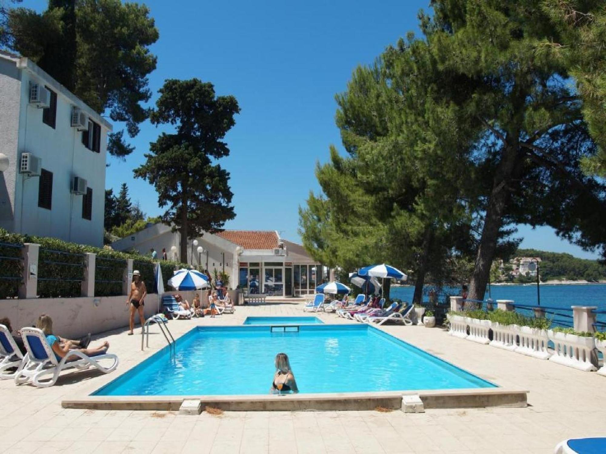 Lumbarda Resort Apartments Exterior photo