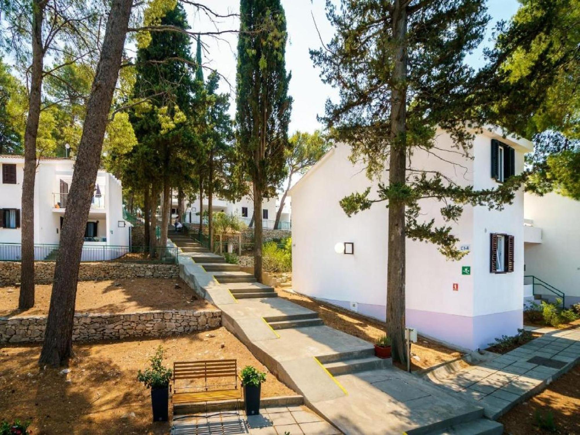 Lumbarda Resort Apartments Exterior photo
