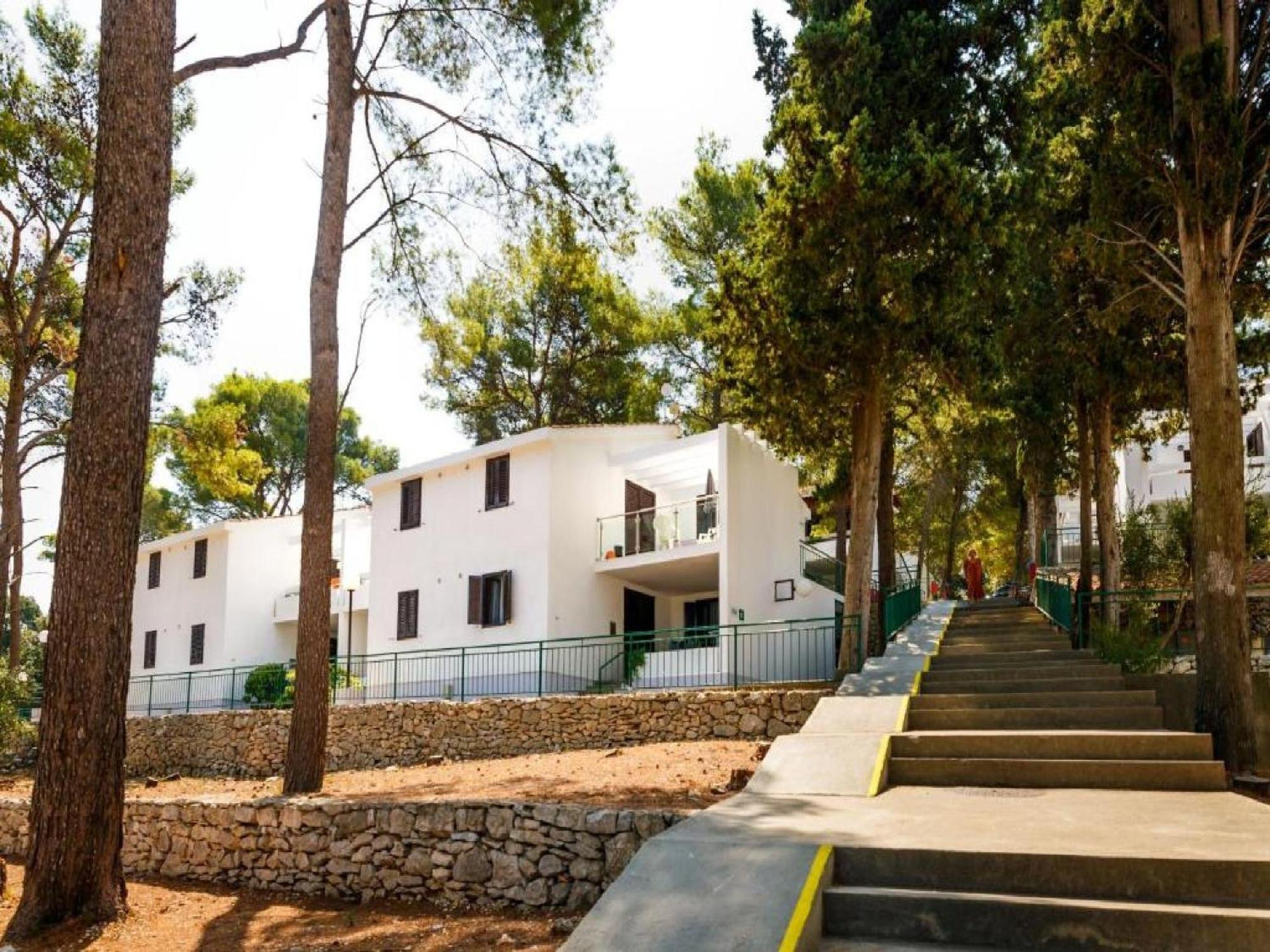 Lumbarda Resort Apartments Exterior photo